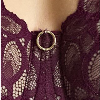 Allure gold ring hardware detail